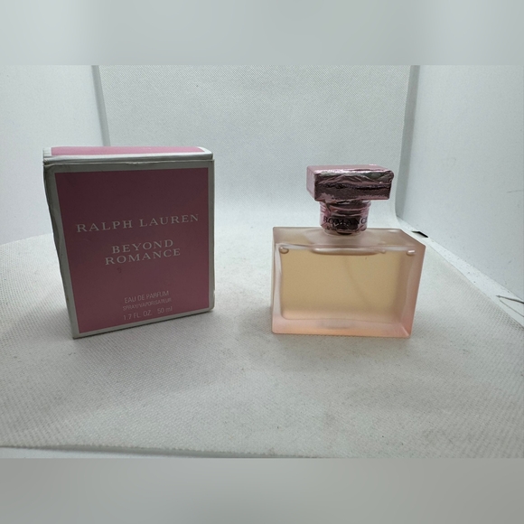 Ralph Lauren/perfum /Beyond Romance. - Picture 3 of 5